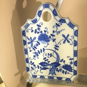VTG. EUC White Porcelain Charcuterie/Cheese Plate Blue Handpainted Design
